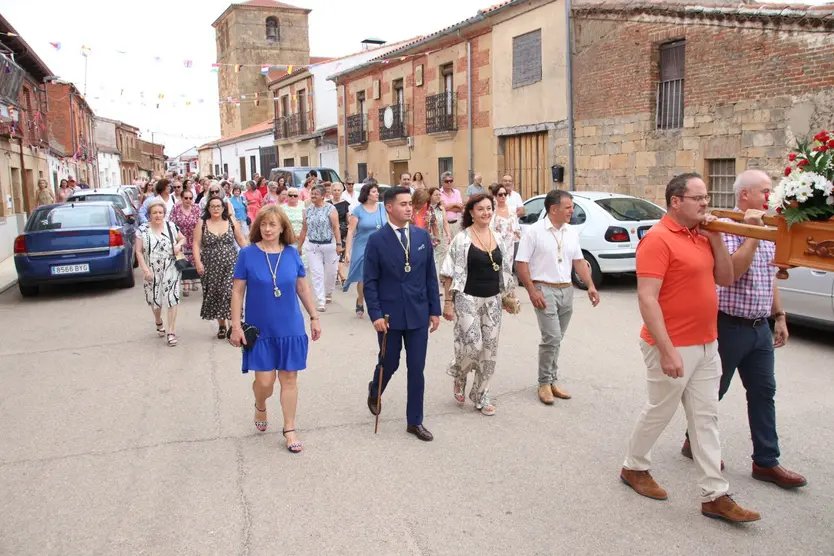 GALERÍA | Procesión de San Juan Bautista en La Velles