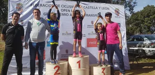 Podium promesas femenino