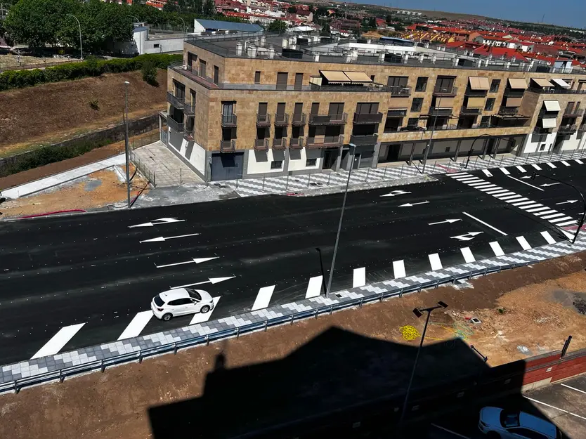 Obras En La Avenida Saavedra Y Fajardo, Por La Ampliación De Las Vías Del Tren1