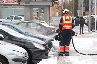 coche incendiado en la calle maestro jimenez (14)