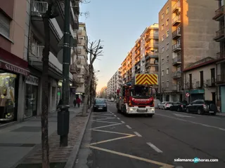 Bomberos en el Paseo del Rollo