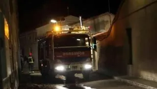 Herido un joven en un incendio en un chalet de Carbajosa de la Sagrada