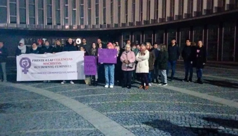 Manifestación Movimiento Feminista por el crimen de la mujer asesinada en Santa Marta de Tormes a 14 de enero de 2023 (13)