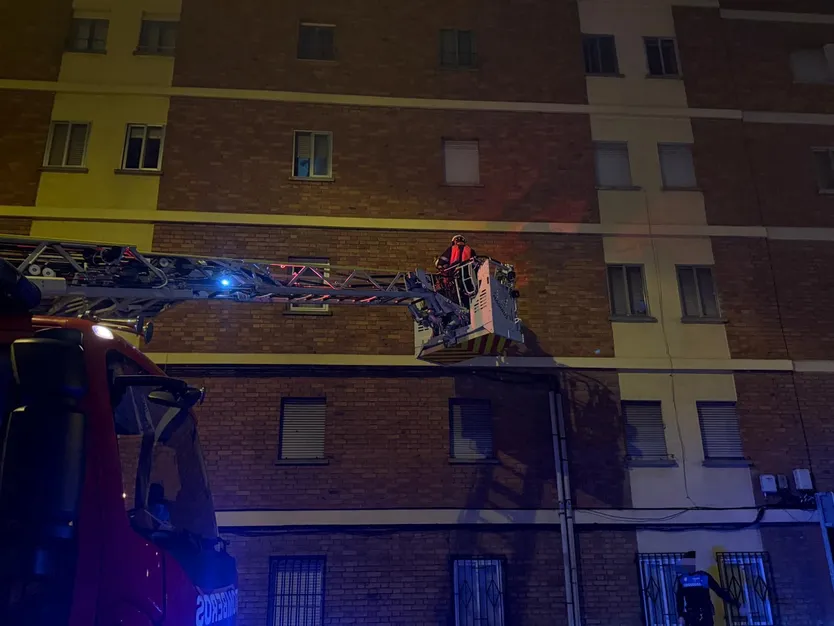 Intervención de los Bomberos en la calle San Sebastián