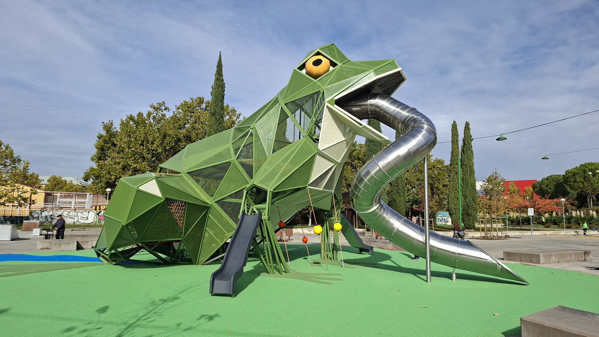 Rana en el parque de Würzburg en fotos facilitadas por el Ayuntamiento de Salamanca