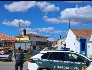 incendio declarado en el interior de una vivienda en Castillejo de Martín Viejo | GC