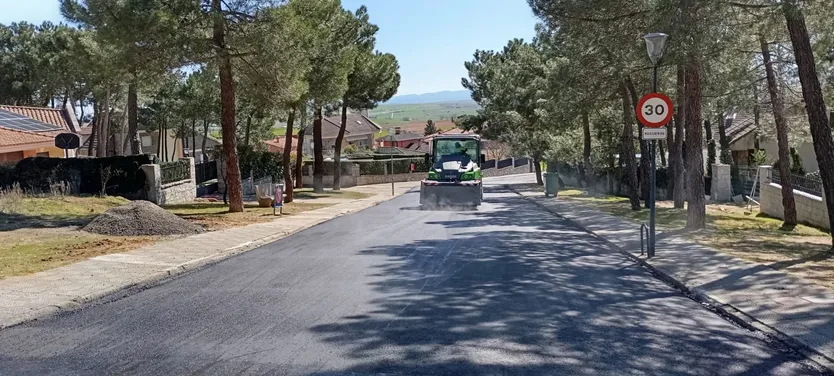 Obras de pavimentación en El Pinar de Alba y Amatos en Alba de Tormes