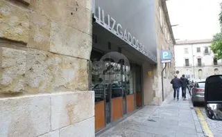 Año y medio de prisión para una pareja por estafar más de 5.000 euros a una anciana