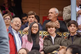 GALERÍA | Resumen fotográfico del ambiente en los tendidos de La Glorieta durante la corrida concurso de despedida de López Chaves y El Juli. Foto Juanes