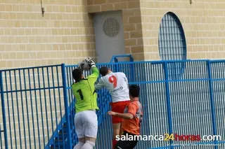 El Carbajosa sigue sumando fuera de casa