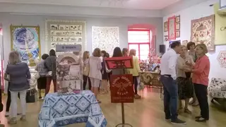Exposición de patchwork y costura creativa en el Casino Obrero