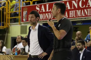 Perfumerías Avenida - Valencia Basket