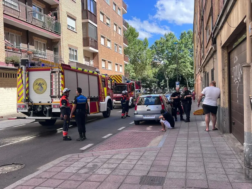 Incendio de una cocina en la calle Regato del Anís