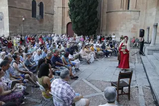 “Nebrija y los espejos”, interpretada por Etón Teatro