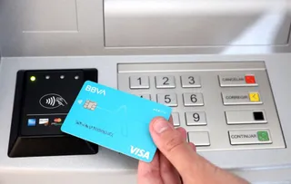 nueva tarjeta aqua de bbva foto bbva