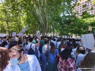 Protesta de los MIR salmantinos frente al Ministerio de Sanidad