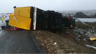 Accidente camión Guijuelo volcado (4)
