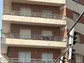 Bomberos en una actuación en el paseo de San Vicente2
