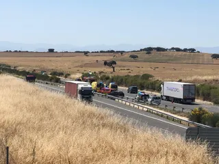 GALERÍA | Accidente en la A-66 a la altura de Beleña
