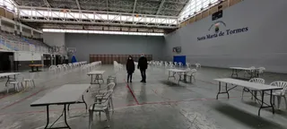 El pabellón municipal de Santa Marta acoge este martes la vacunación a los mayores de 80 años