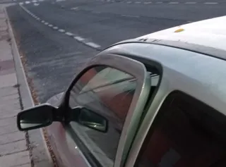 Puerta forzada coche