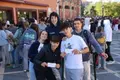 Largas colas en las inmediaciones de La Glorieta para sacar las entradas de la feria | Andrea Mateos 