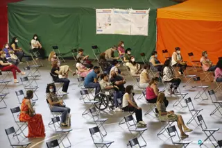 Vacunación masiva en el Multiusos
