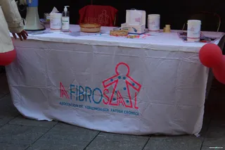 DÍA INTERNACIONAL DE LA FIBROMIALGIA Y EL SÍNDROME DE FATIGA CRÓNICA. Foto de archivo