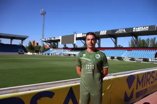 Ramiro Mayor, capitán de Unionistas, Oriol Riera, entrenador de Unionistas