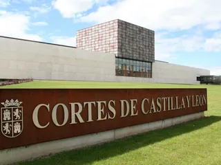 1377107