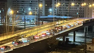 Cortado el viaducto de la calle Río Miño