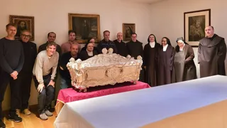 Inicio de la última fase del estudio del sepulcro de Santa Teresa de Jesús