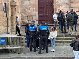 Policía Local en la iglesia de San Pablo