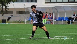 Óscar Lorenzo, en un partido del Juvenil A de Unionistas | FOTO BELÉN HURTADO