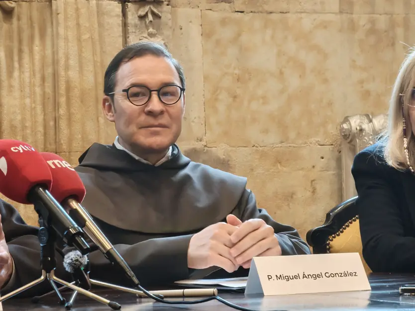 Padre Prior Miguel Ángel González. Archivo. S24H. 