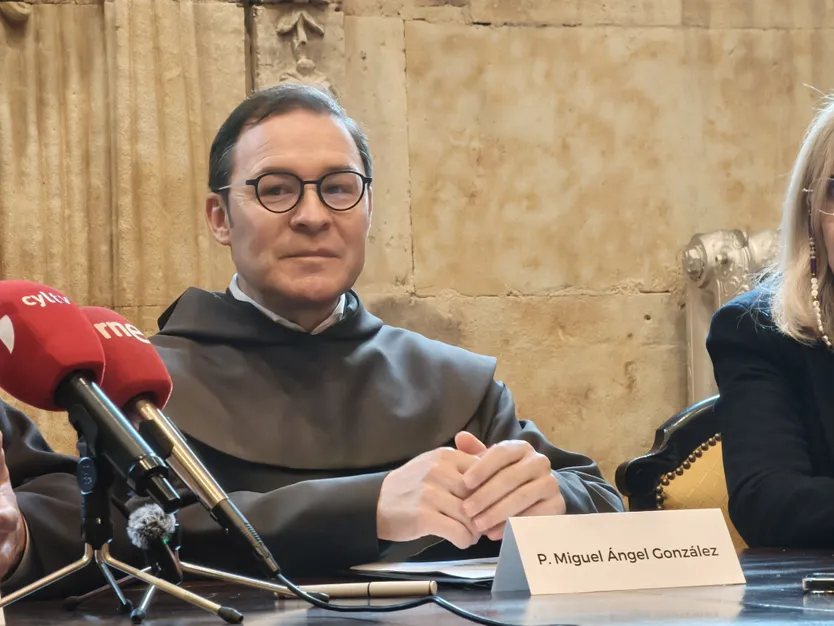 Padre Prior Miguel Ángel González. Archivo. S24H.