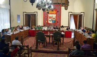 El Pleno aprueba por unanimidad que los jardines del Castillo lleven el nombre de Baltasar Lobo