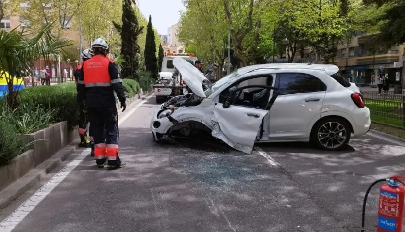 Accidente de tráfico en el Paseo de Carmelitas 