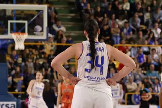 Perfumerías Avenida - Bourges Basket