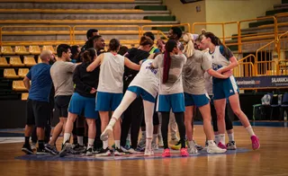 Entrenamiento de los equipos masculino y femenino de Perfumerías Avenida | FOTO PERFUMERÍAS AVENIDA