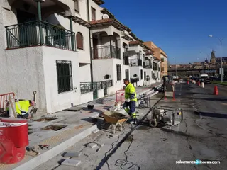 Cortes de tráfico acera obras sur carretera de béjar saavedra y fajardo (15)