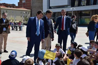 Fernández Mañueco y García Carbayo participan en la celebración del Día de Europa (42)