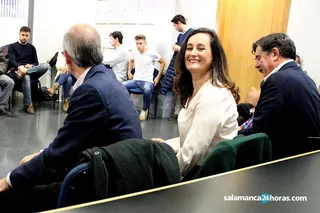 Encuentro de Edurne Uriarte con jóvenes universitarios 17