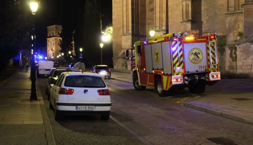 Otra fuga de gas en la plaza del Concilio de Trento moviliza por tercera vez a los bomberos en una semana