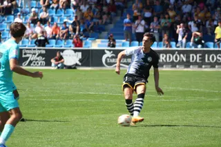 Vergés, ante el Barcelona Atletic | FOTO CARLOS HERNÁNDEZ