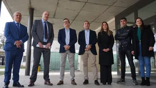 El director general de Centros e Infraestructuras, José Migel Sáez, visita la última fase al CEIP Maria Moliner de Castellanos de Moriscos (7)