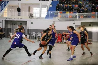El CB Santa Marta pierde un partido ajustado ante Agustinos Levidrio