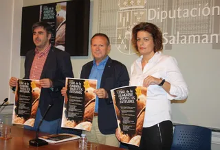 Saucelle acoge su primera feria de la almendra y productos artesanos