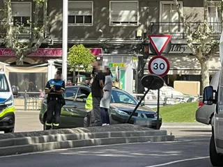 Accidente en la rotonda de la UDS en avenida Portugal (3)