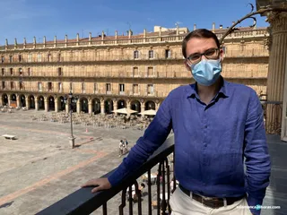 Ángel Fernández Silva llega a la concejalía de Juventud como un “radical en moderación” y avala la vuelta de Daniel Llanos al PP